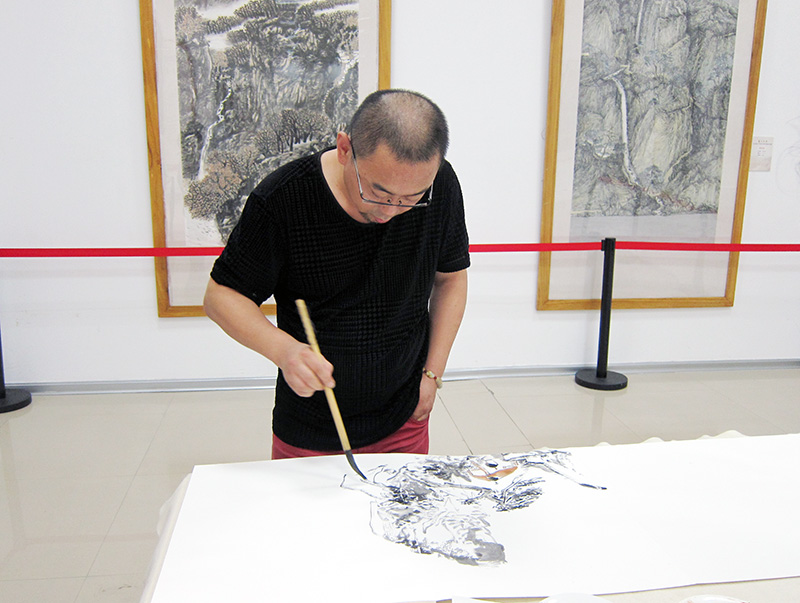 ���ƺ�ŭ�Ρ����սʤ��70����ȫ���й�����Ʒչ����չ�����ڶ�Ӫ�ƺ�������